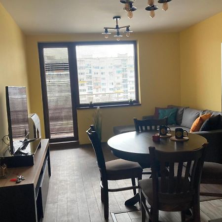 Victor'S Suite , With Private Parking Varna Exterior photo