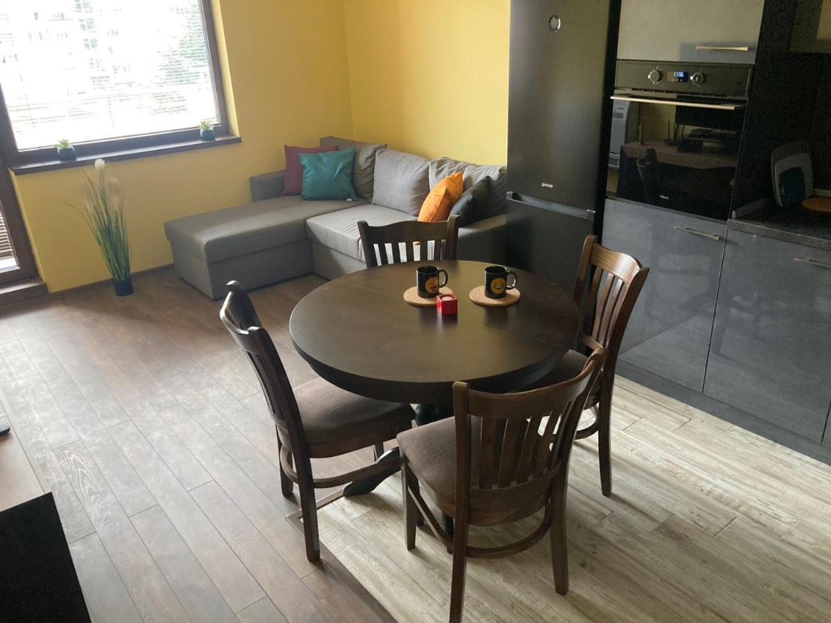 Victor'S Suite , With Private Parking Varna Exterior photo